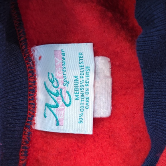 Vintage | Medium Embroidered "Teachers Leave Lasting Impressions" | Red Crewneck - Picture 7 of 7